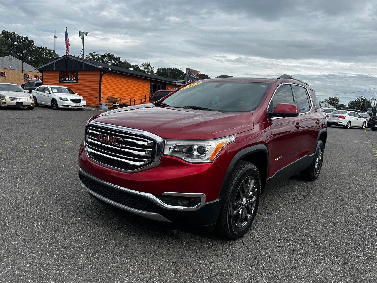 Used 2019 GMC Acadia SLT FWD image 1