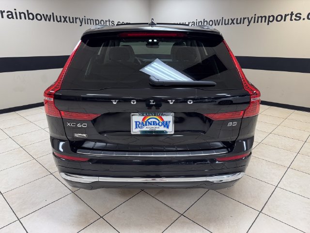 Used 2023 Volvo XC60 B5 Plus w/ Protection Package Premier FWD image 5