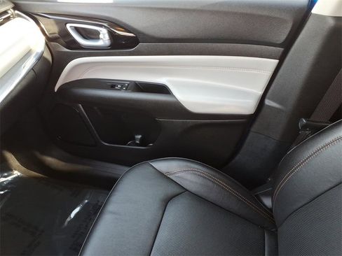 Used 2022 Jeep Compass Limited image 26