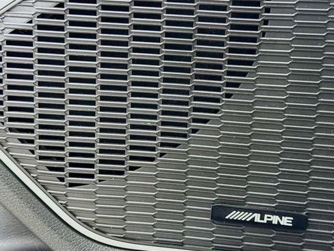 Used 2022 Jeep Grand Cherokee L Limited image 21