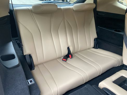 Used 2024 Acura MDX SH-AWD w/ Technology Package image 9