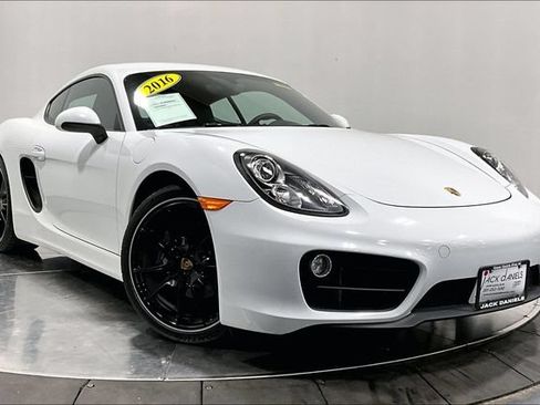 Used 2016 Porsche Cayman RWD image 7