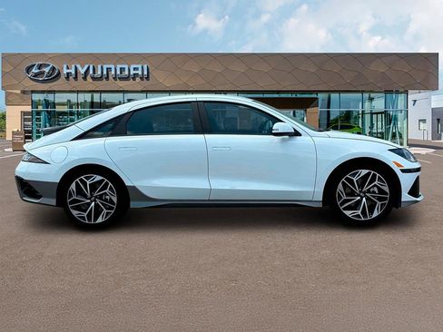 New 2025 Hyundai Ioniq 6 SEL RWD image 9