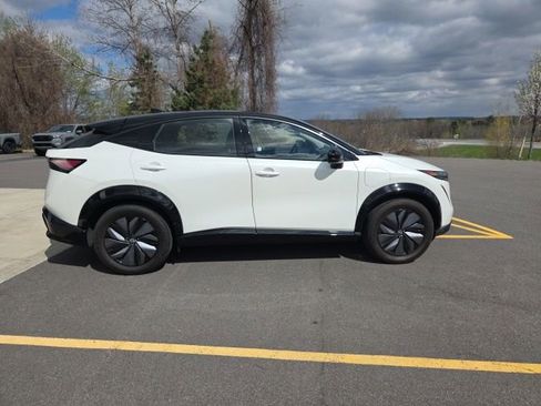 Certified 2024 Nissan Ariya AWD image 8