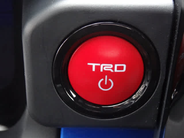 Used 2025 Toyota Tacoma TRD Sport w/ TRD Sport Upgrade Package AWD/4WD image 21