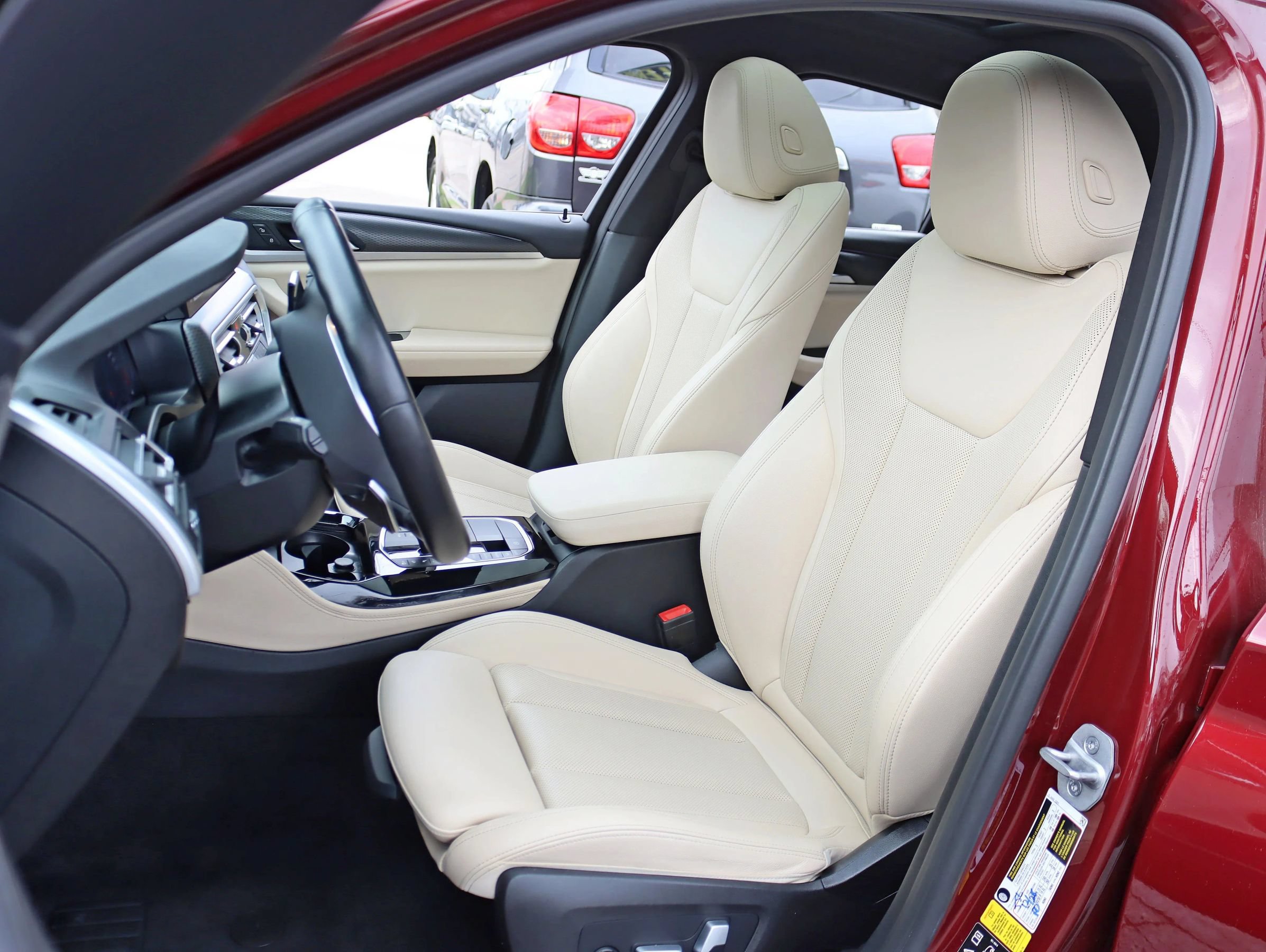 Used 2023 BMW X4 xDrive30i w/ M Sport Package AWD/4WD image 35