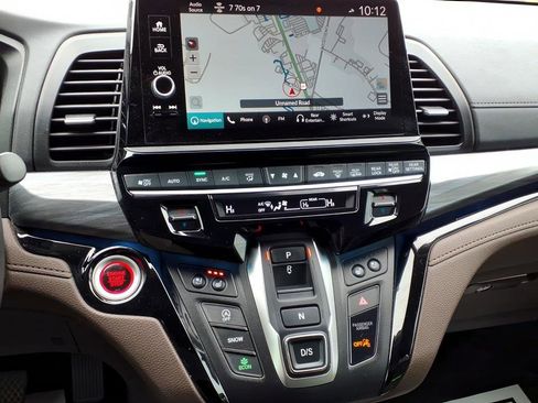 Used 2025 Honda Odyssey Elite image 19