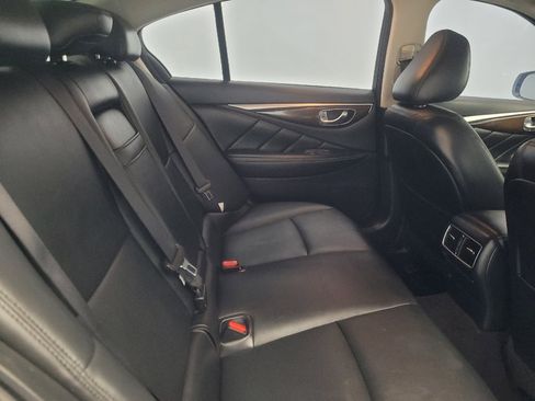 Used 2018 INFINITI Q50 Luxe w/ Essential Package (2.0T Luxe) RWD image 19