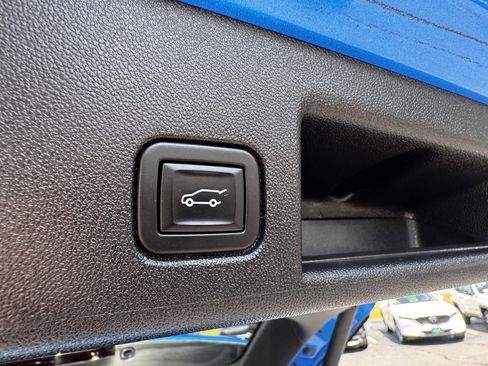 Used 2024 Chevrolet Equinox RS w/ RS Leather Package AWD/4WD image 13