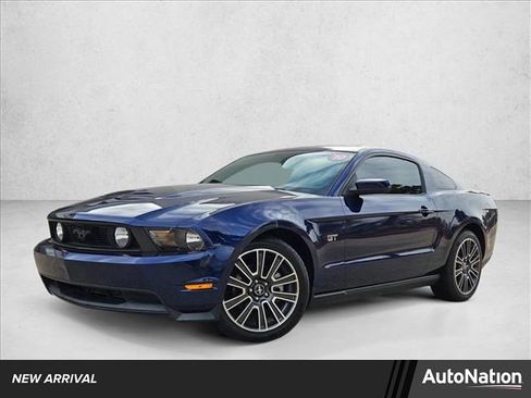 Used 2010 Ford Mustang GT Premium image 1