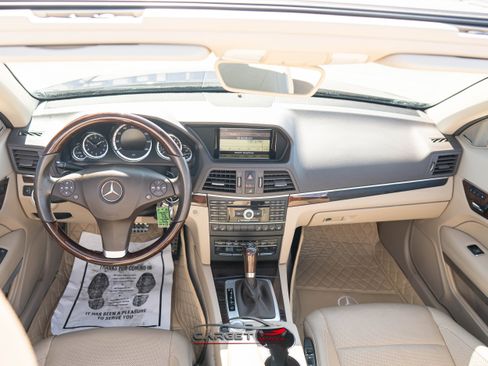 Used 2011 Mercedes-Benz E 350 Cabriolet image 14
