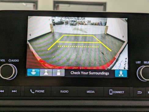 Used 2023 Honda CR-V EX image 13