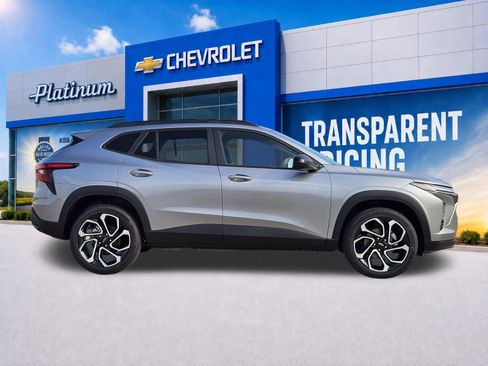 New 2026 Chevrolet Trax RS w/ Sunroof Package FWD image 7