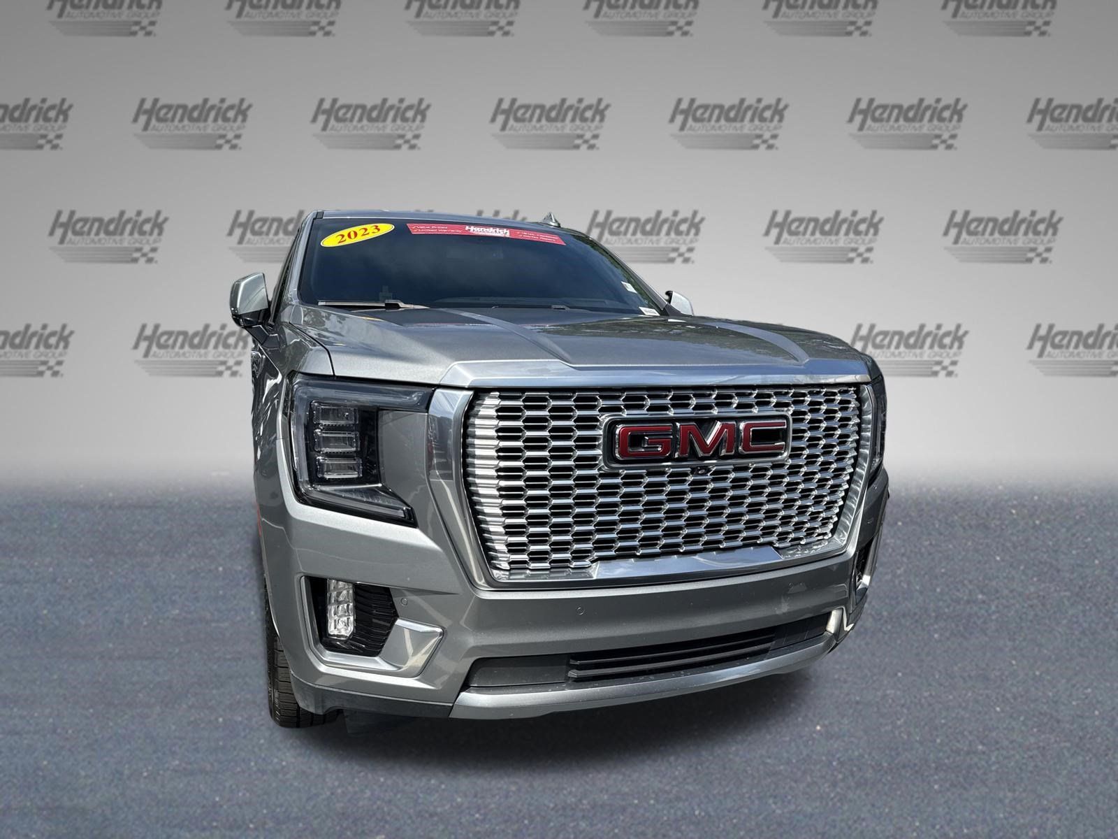 Used 2023 GMC Yukon Denali RWD image 3