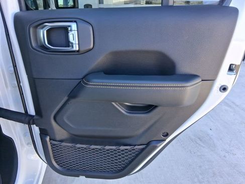 New 2026 Jeep Gladiator Sport image 22