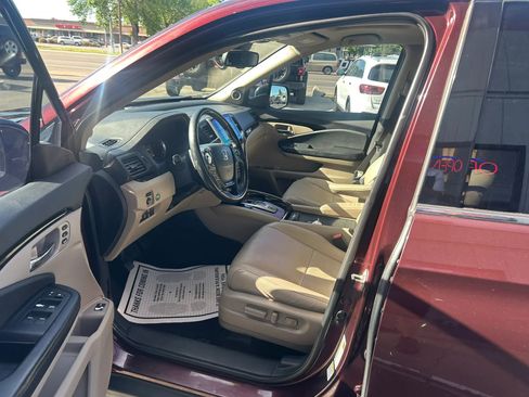 Used 2016 Honda Pilot Elite image 3
