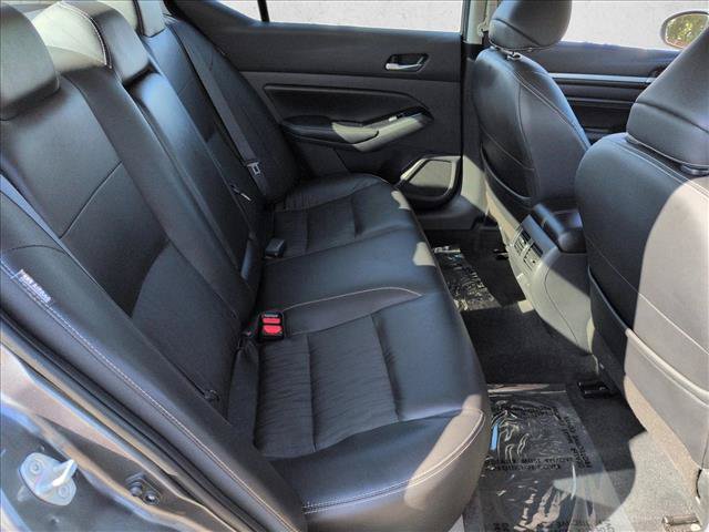 Used 2022 Nissan Altima 2.5 SL FWD image 26