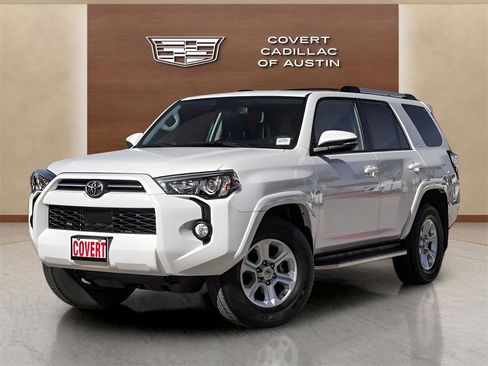 Used 2020 Toyota 4Runner SR5 Premium image 1