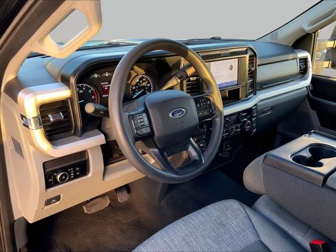Used 2025 Ford F250 XLT AWD/4WD image 18