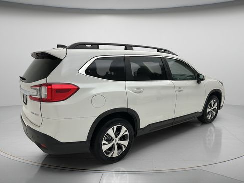 Used 2025 Subaru Ascent Premium AWD/4WD image 5