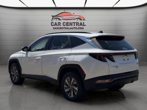 Used 2022 Hyundai Tucson Blue AWD/4WD image 3