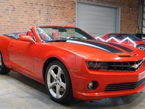 Used 2013 Chevrolet Camaro SS w/ RS Package RWD image 33
