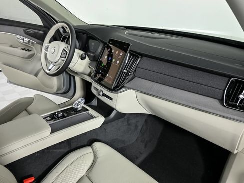 Used 2026 Volvo XC90 B6 Ultra w/ Protection Package AWD/4WD image 27