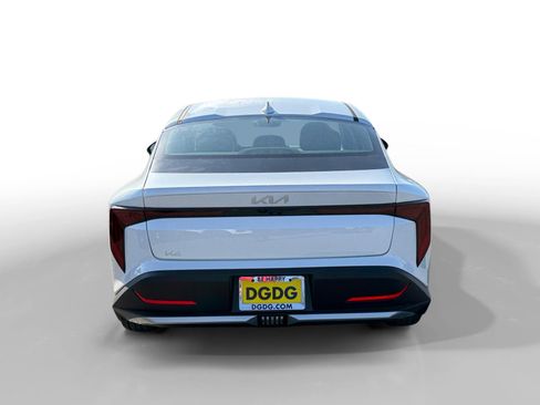New 2026 Kia K4 EX image 4