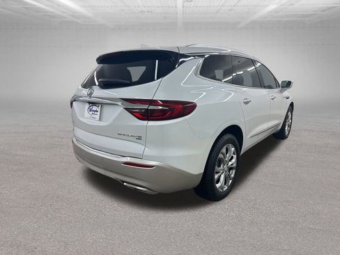 Used 2018 Buick Enclave Avenir w/ Avenir Technology Package image 13