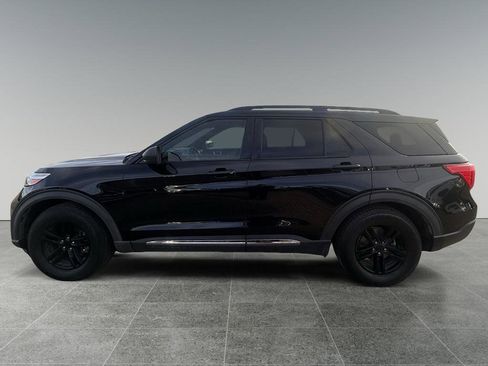 Used 2020 Ford Explorer XLT image 6