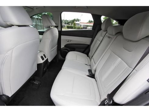 Certified 2026 Hyundai Tucson SEL Plus FWD image 14