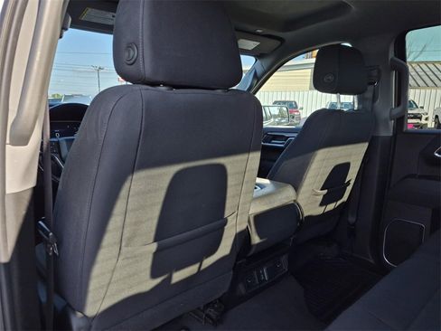 Used 2022 Chevrolet Silverado 1500 LT image 33