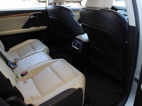 Used 2018 Lexus RX 350L FWD image 34