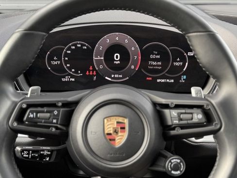 Certified 2025 Porsche Cayenne Coupe image 20