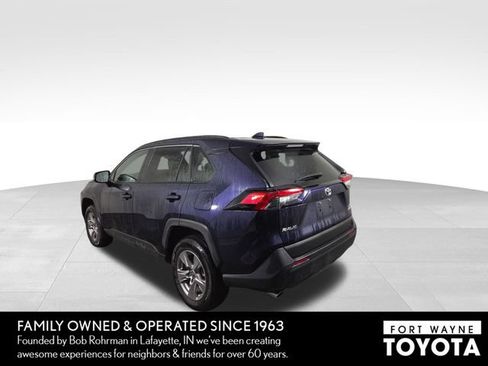 Used 2025 Toyota RAV4 XLE AWD/4WD image 9