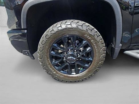Used 2025 Chevrolet Silverado 2500 LT w/ Trail Boss Package image 21