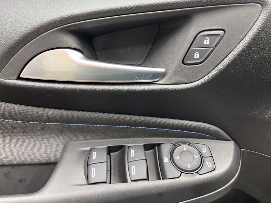 New 2026 Buick Envista Sport Touring w/ Convenience I Package FWD image 7