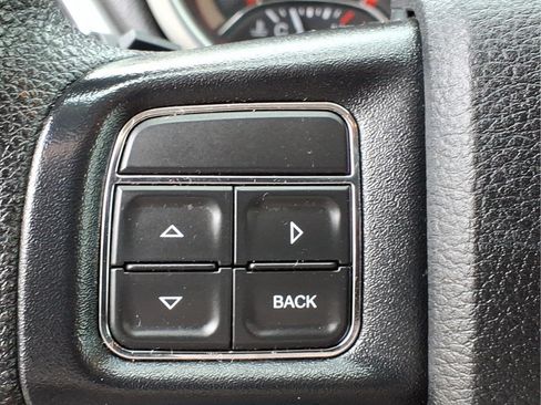 Used 2018 Dodge Journey SE w/ Blacktop Package FWD image 20