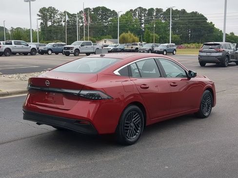 New 2026 Nissan Sentra SV w/ SV Convenience Package FWD image 3