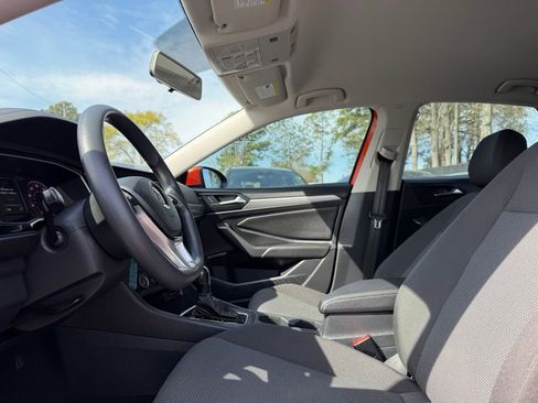 Used 2021 Volkswagen Jetta S w/ Driver Assistance Package FWD image 10