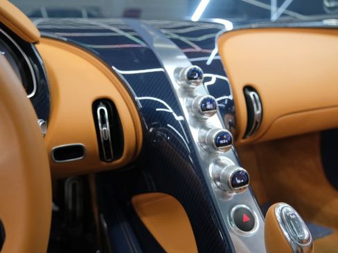 Used 2020 Bugatti Chiron AWD/4WD image 52