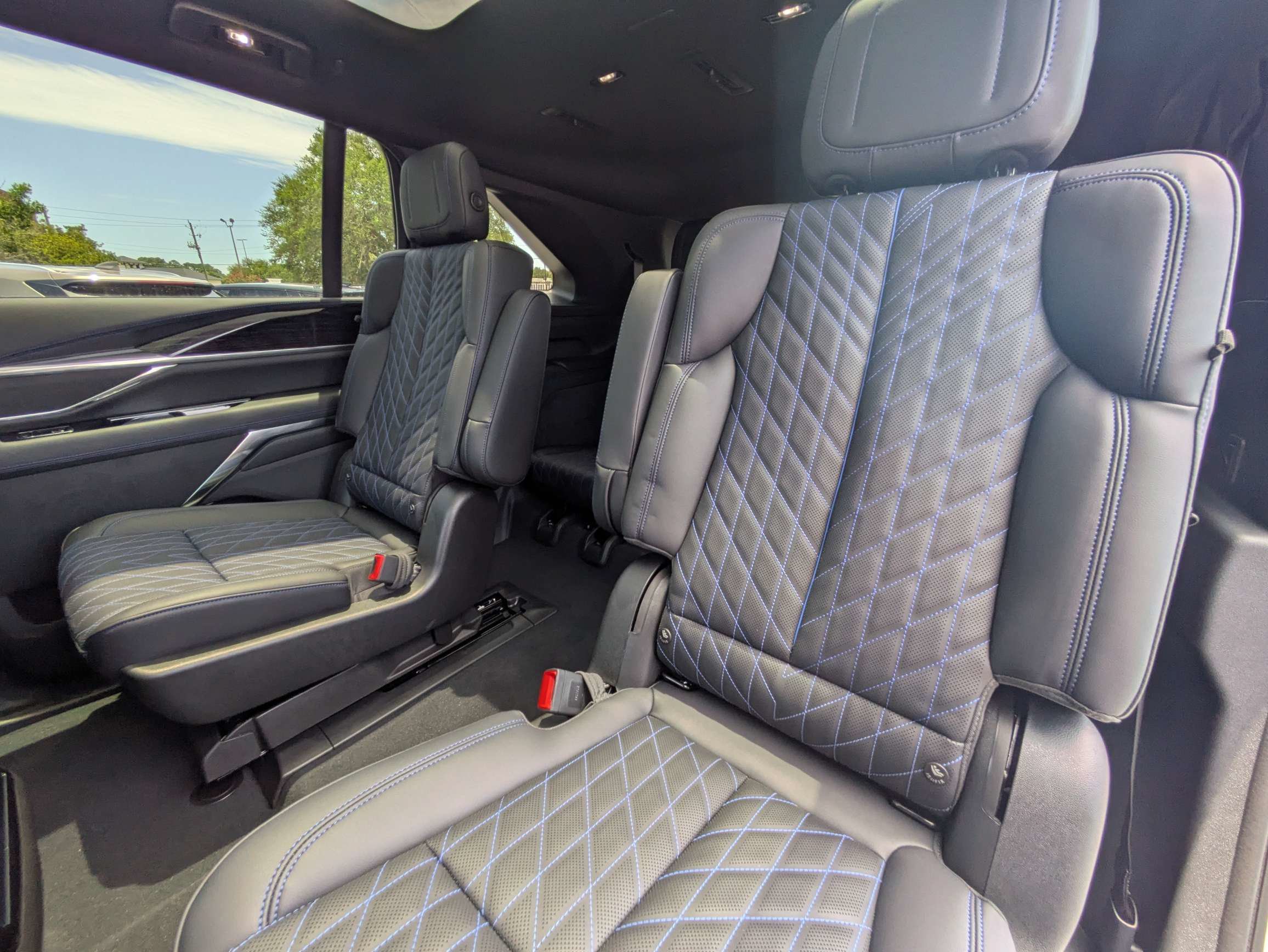 New 2026 Cadillac Escalade IQ Luxury 1 AWD/4WD image 10