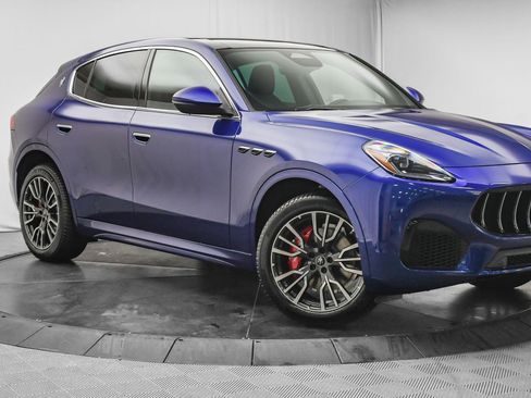 New 2025 Maserati Grecale GT image 1