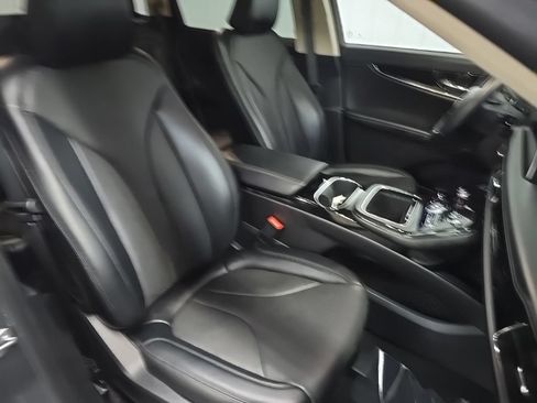 Used 2023 Lincoln Nautilus Reserve AWD/4WD image 20