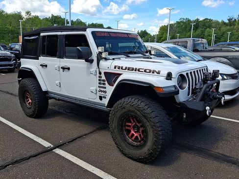 Used 2022 Jeep Wrangler Unlimited Rubicon w/ Xtreme Recon 35" Tire Package AWD/4WD image 3