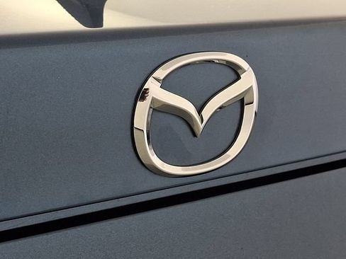 Used 2019 MAZDA MX-5 Miata RF Grand Touring RWD image 34