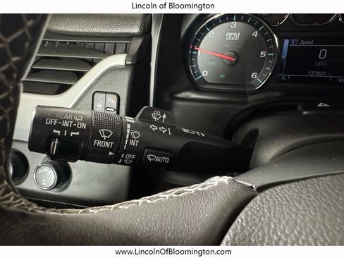 Used 2018 GMC Yukon SLT AWD/4WD image 55