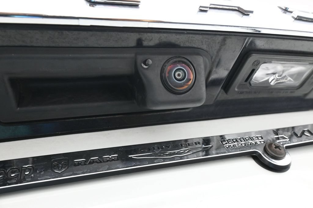 Used 2026 Volkswagen Atlas SE FWD image 30