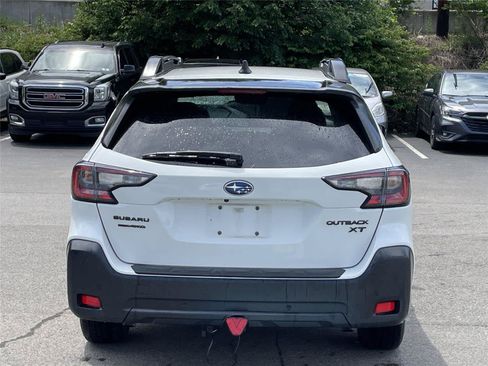Used 2025 Subaru Outback Onyx Edition XT AWD/4WD image 4