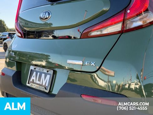 Used 2020 Kia Soul EX image 16